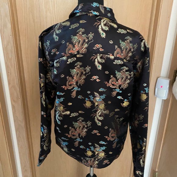 NWT URBAN OUTFITTERS black chinoiserie Unisex zip front jacket, sz men’s small. - Picture 4 of 8